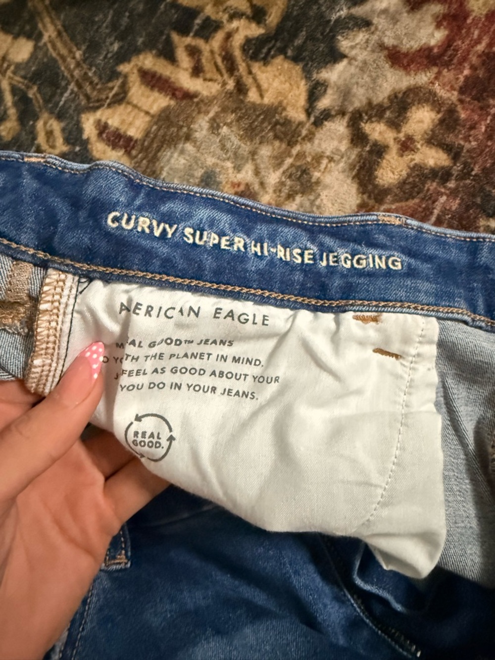 American Eagle Medium Wash High-Rise Jeans - Picture 5 of 10